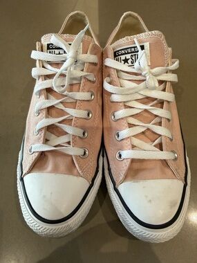 Converse Low Top Sneakers - Blush Pink